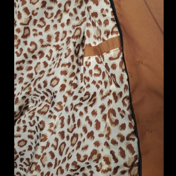 Spring/Fall Trench Coat - Picture 4 of 9